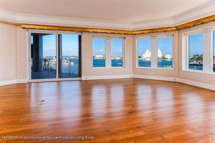 622 N Flagler Drive 204