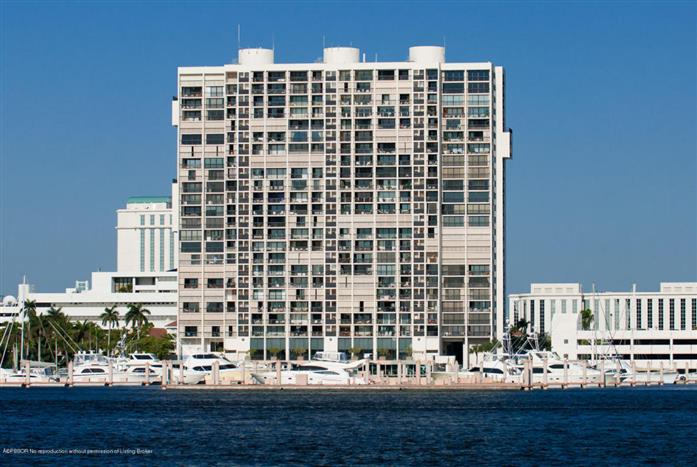400 N Flagler Drive 905