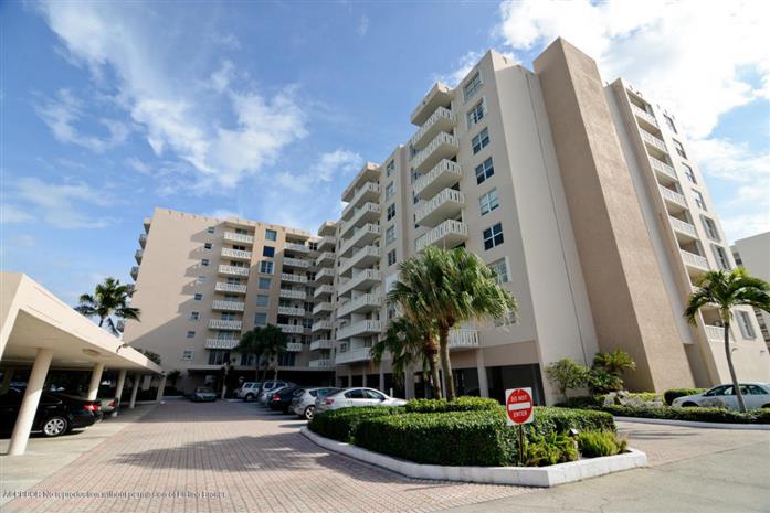 3450 S Ocean Boulevard 22