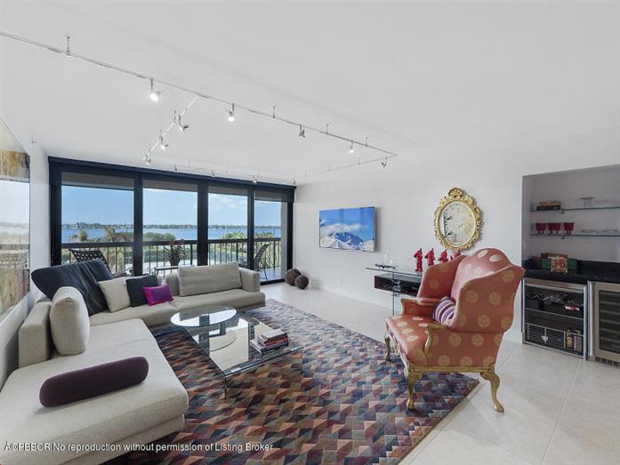 3440 S Ocean Boulevard 30