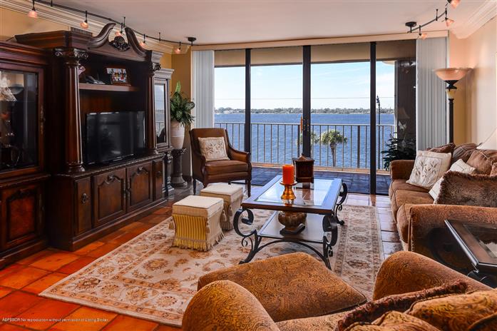 3200 S Ocean Boulevard C3
