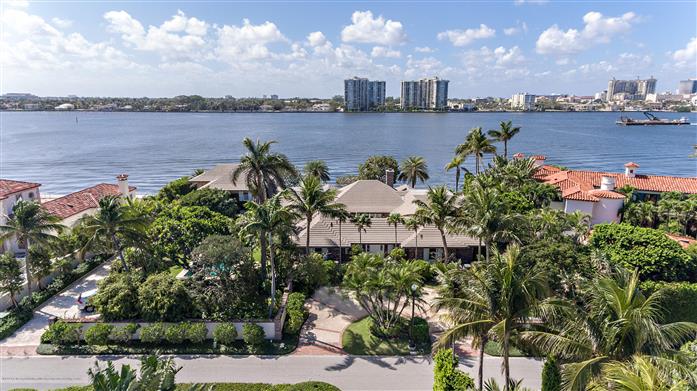 555 Island Drive