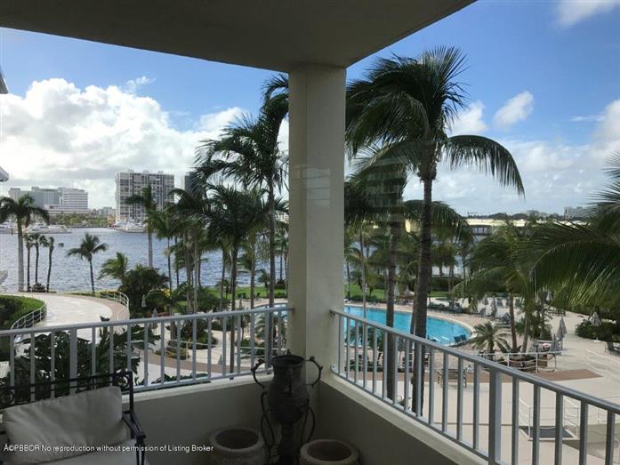 44 Cocoanut Row 311 B
