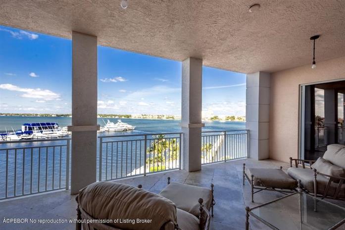 622 N Flagler Drive 402