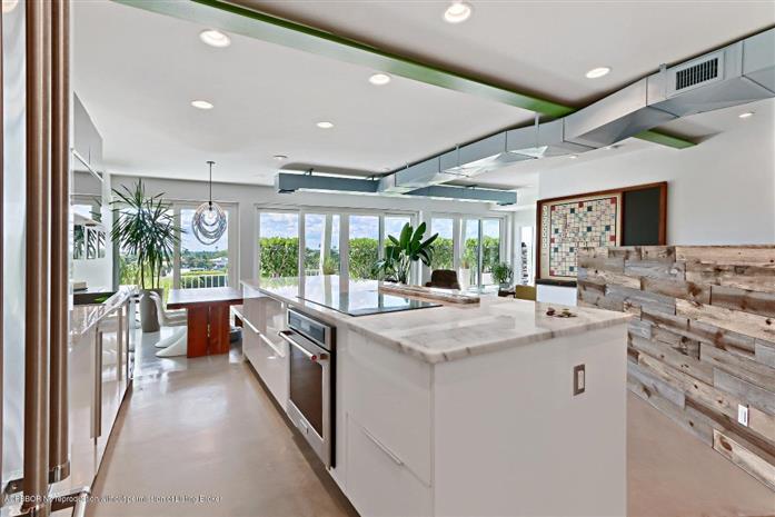 2275 S Ocean Boulevard 30