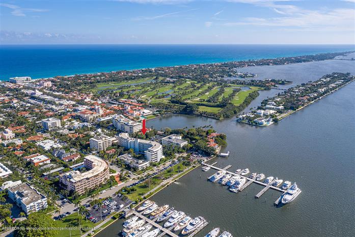 389 S Lake Drive 4D