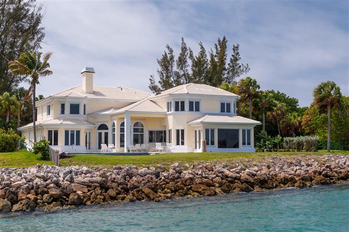 305 Indian Road