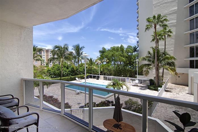 1617 N Flagler Drive 302