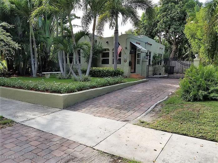 827 Ardmore Road