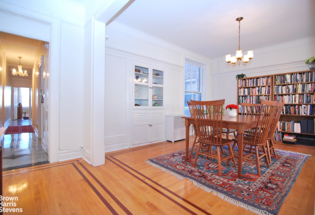 Photo 1 of 34 -35 82nd Street 42, Queens, New York, $550,000, Web #: 20026749