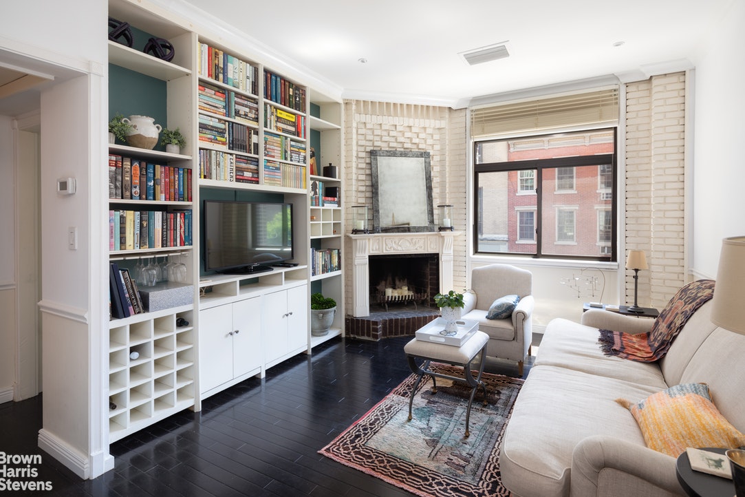 Photo 1 of 365 West 19th Street 2F, Greenwich Village/Chelsea, NYC, $699,000, Web #: 20067135