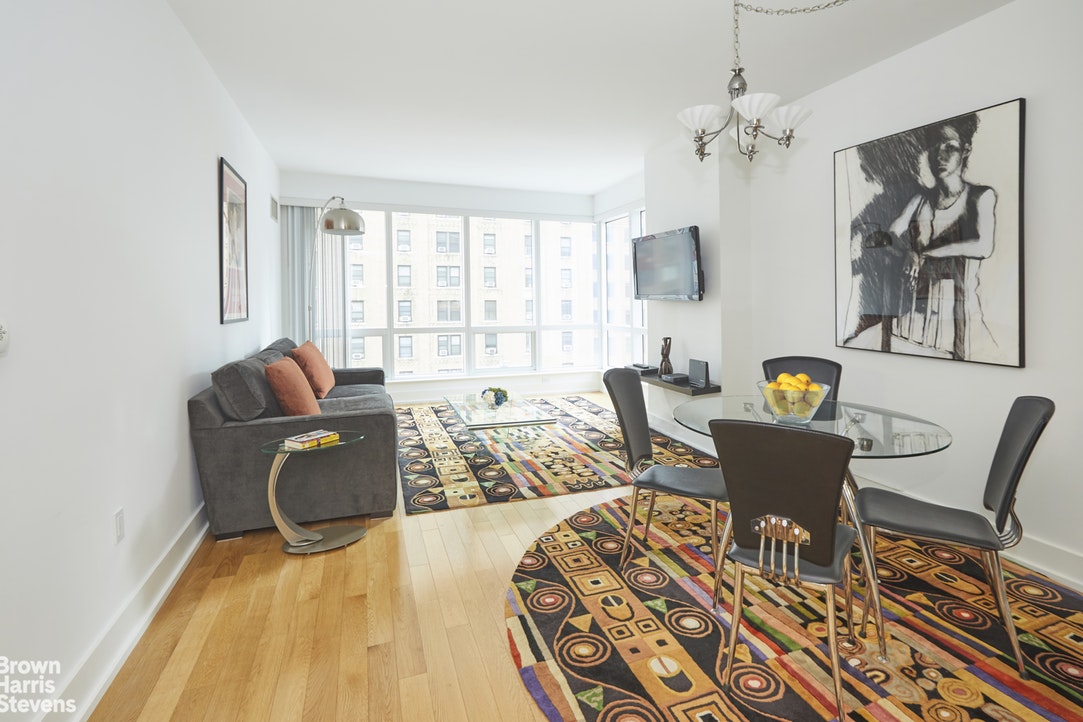 350 WEST 42ND STREET 8D