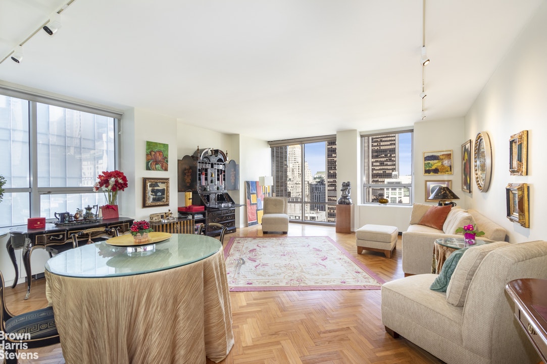 15 WEST 53RD STREET 15F