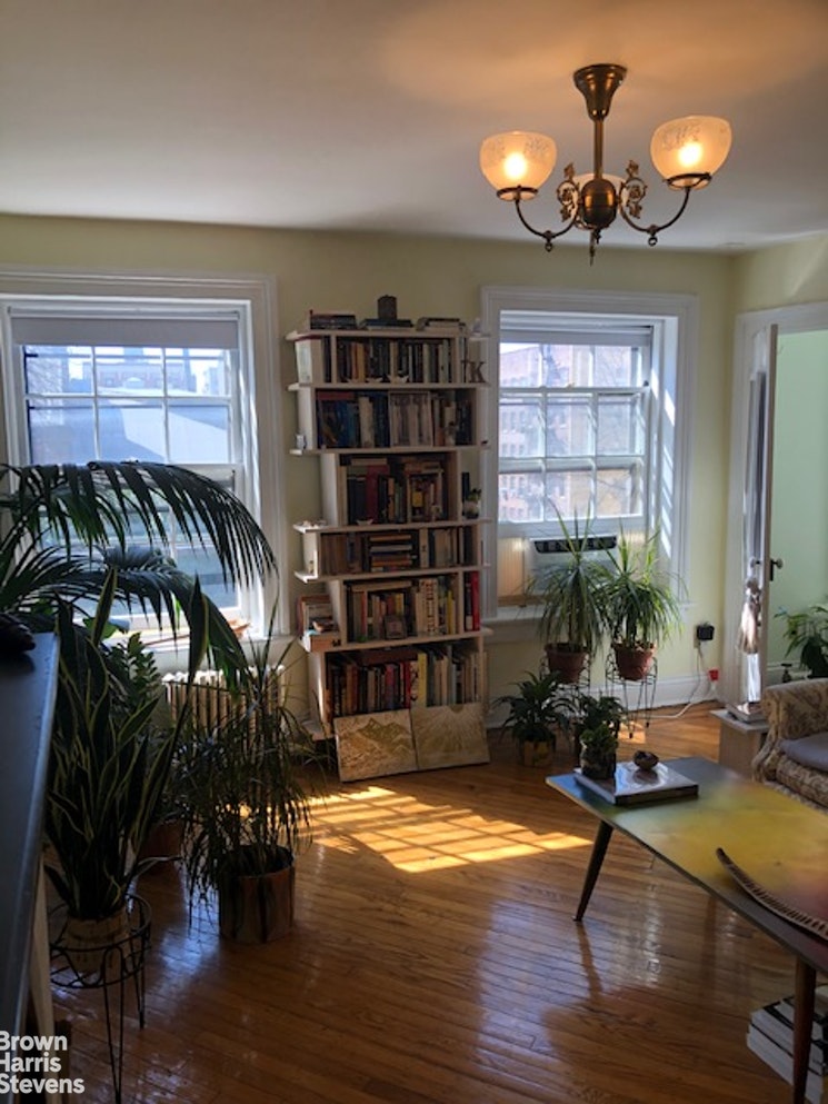 66 CLARK STREET 5R