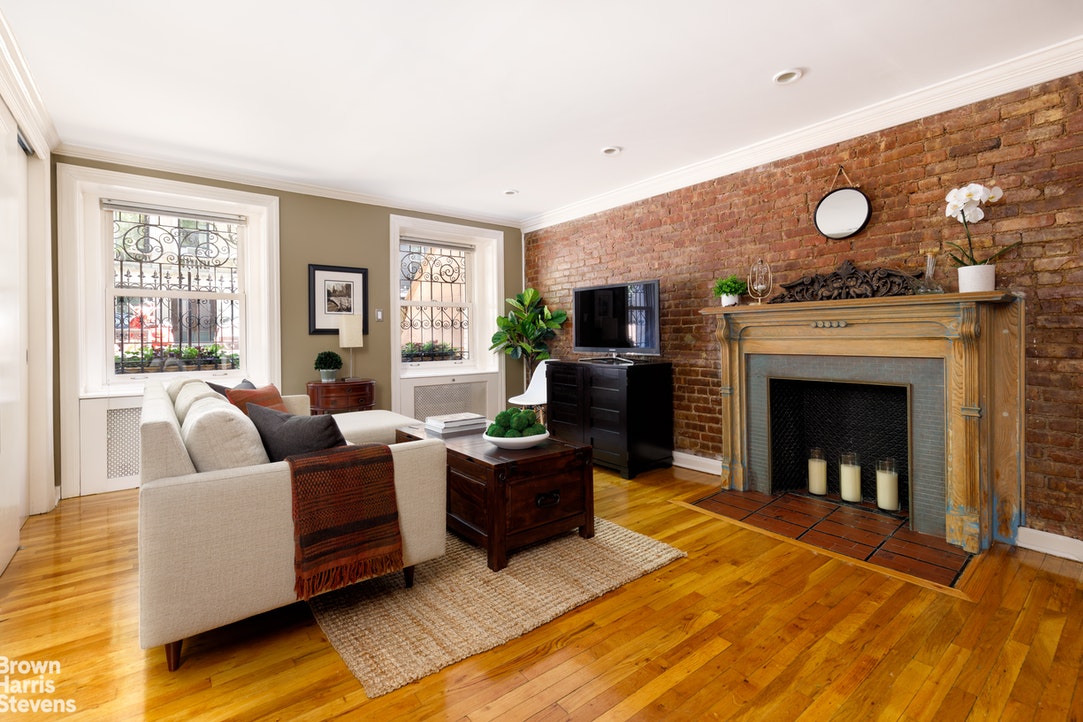 Photo 1 of 324 West 89th Street A, Upper West Side, NYC, $435,000, Web #: 20122073