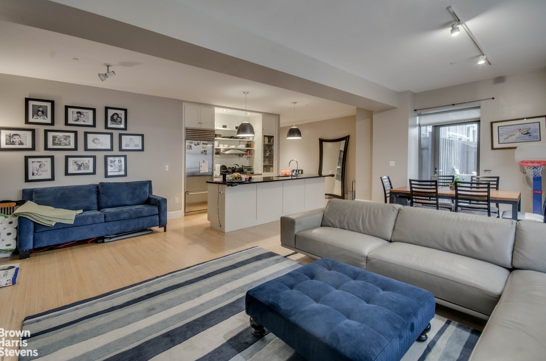 110 LIVINGSTON STREET 8T
