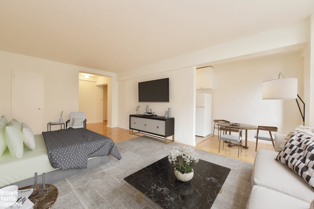 250 EAST 39TH STREET 5J
