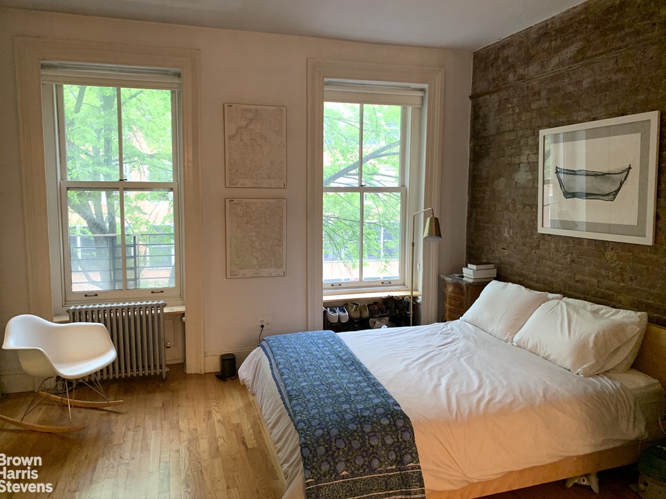 306 CARLTON AVENUE 2