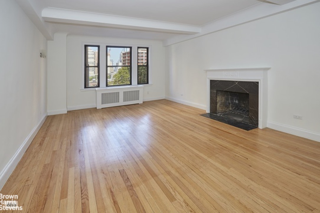 Photo 1 of 440 West 34th Street 11A, Midtown West, NYC, $3,347, Web #: 20178742