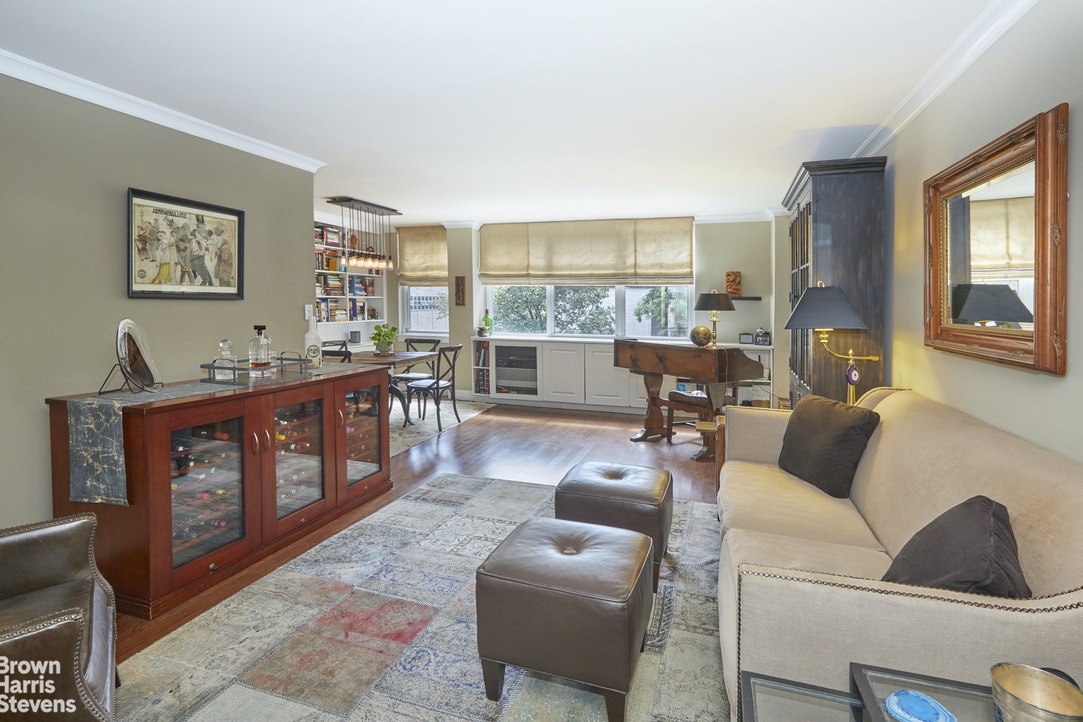 Photo 1 of 32 Gramercy Park South 3G, East Village, NYC, $850,000, Web #: 20210479
