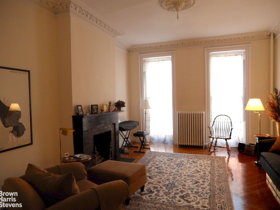 165 CLINTON STREET 1