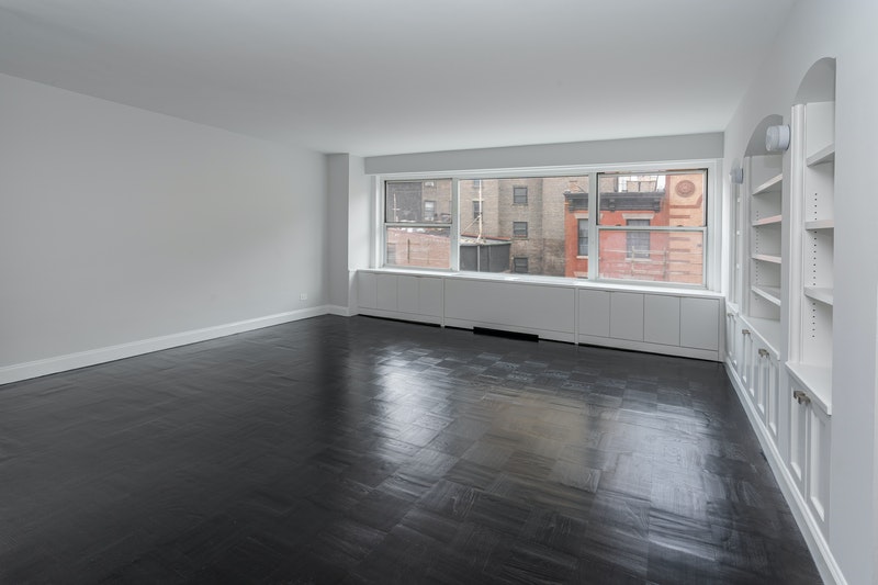 33 GREENWICH AVENUE 4BC