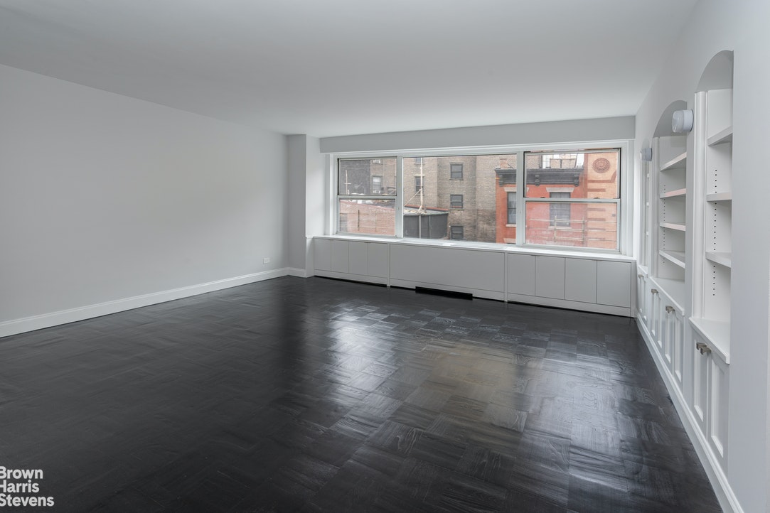 33 GREENWICH AVENUE 4BC