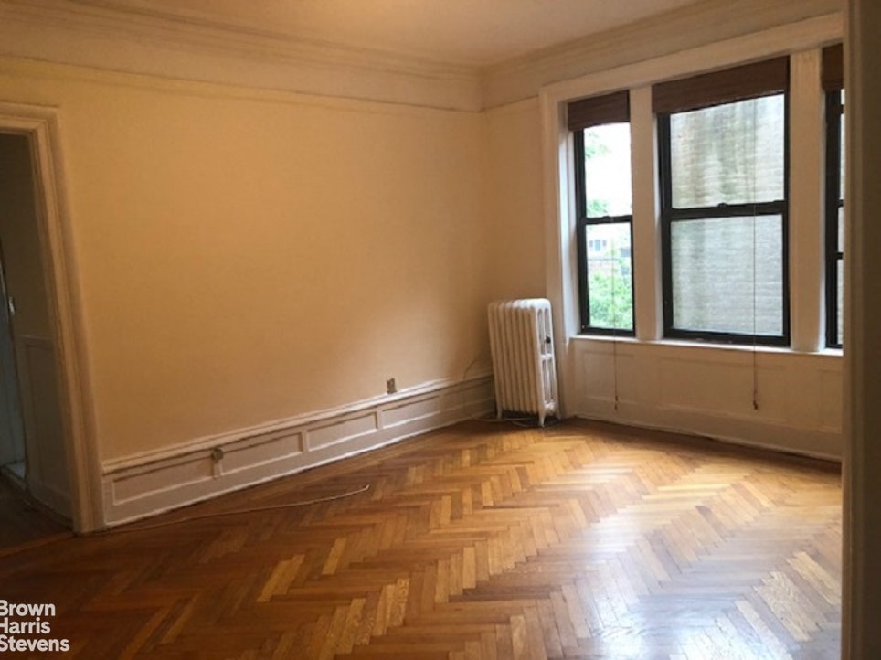 34 MONROE PLACE 3C