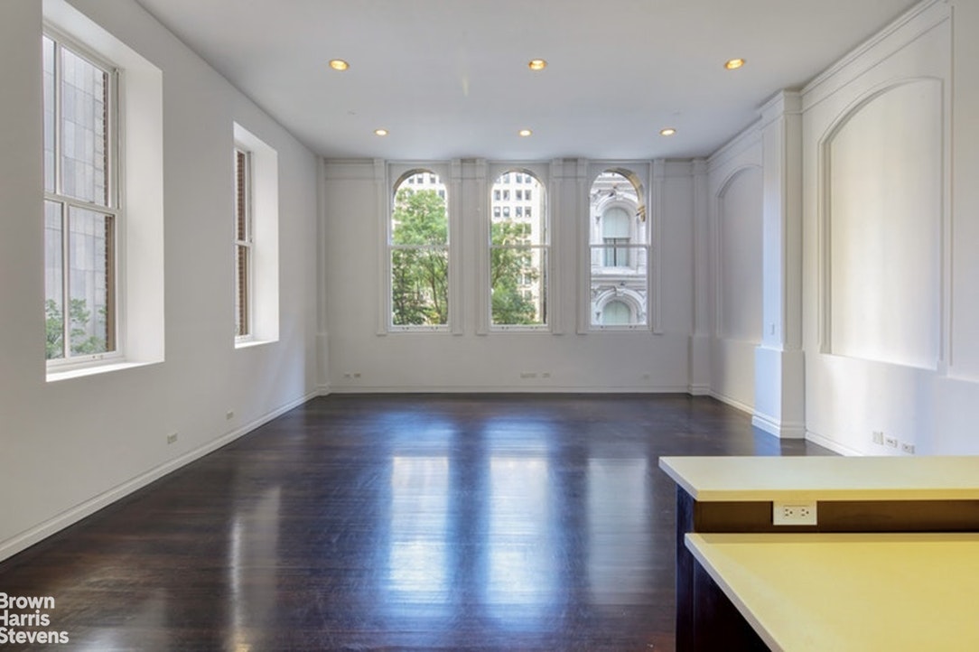 8 THOMAS STREET 2