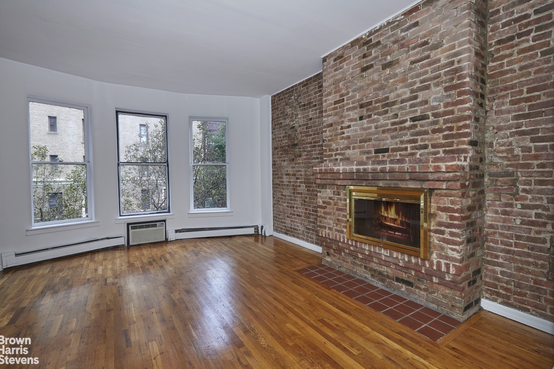 Photo 1 of 316 West 90th Street 3, Upper West Side, NYC, $1,950, Web #: 20329659
