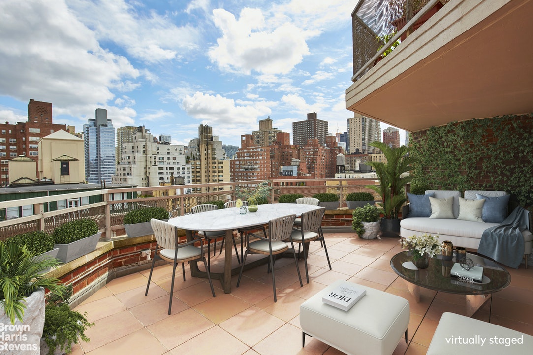 Photo 1 of 123 East 75th Street 16A, Upper East Side, NYC, $950,000, Web #: 20336585