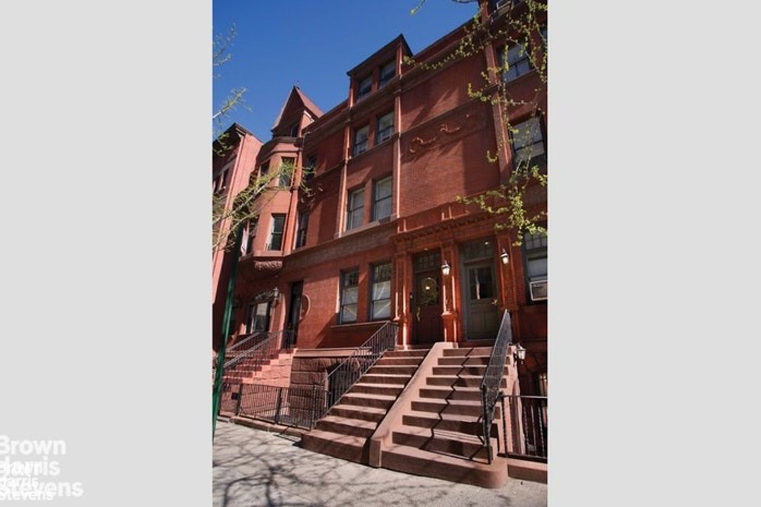 Photo 1 of 157 West 74th Street 2, Upper West Side, NYC, $5,500, Web #: 20357331