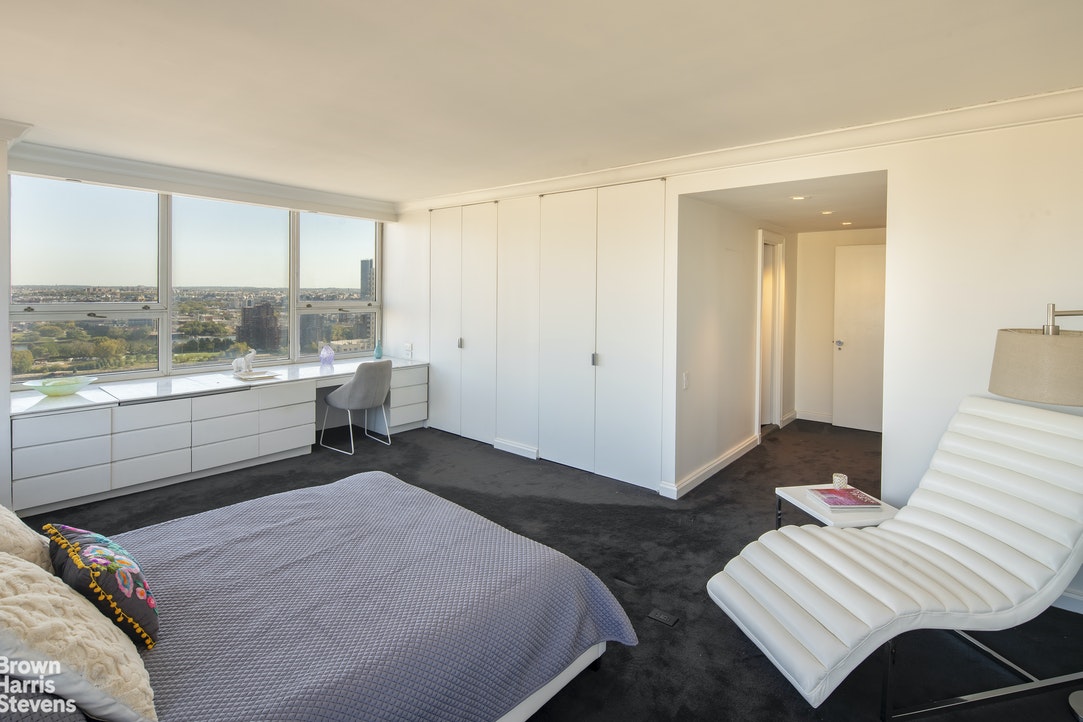 404 East 79th Street, #29G/H