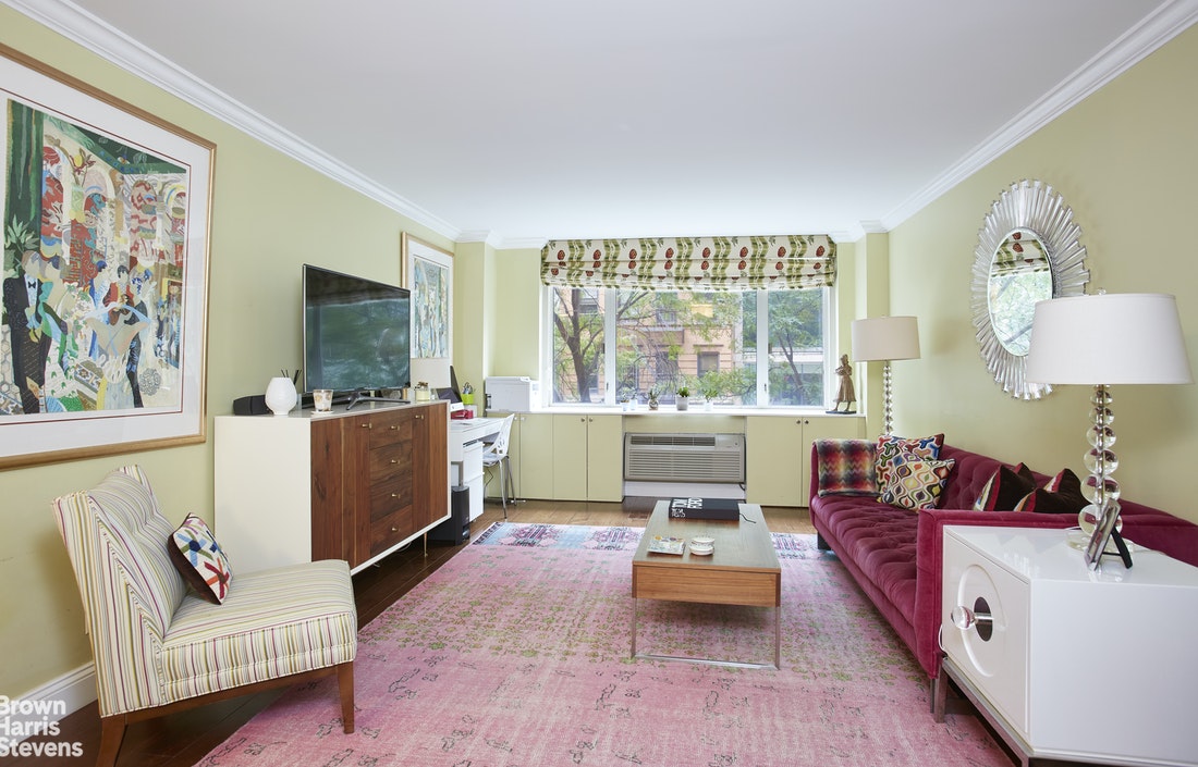 Photo 1 of 130 West 67th Street 2K, Upper West Side, NYC, $675,000, Web #: 20403141