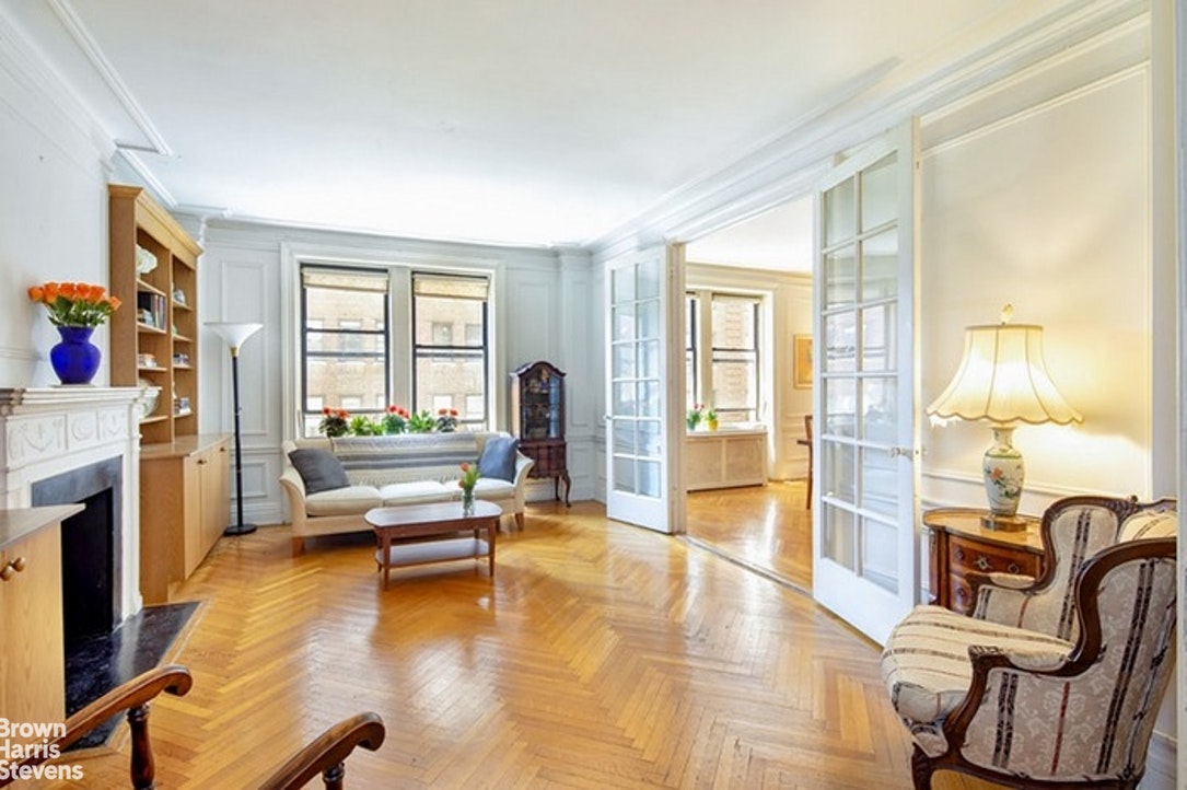 Photo 1 of 885 West End Avenue 3A, Upper West Side, NYC, $2,550,000, Web #: 20404455