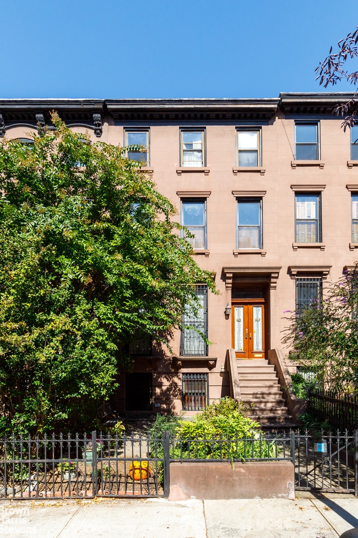 Photo 1 of 197 Park Place, Brooklyn, New York, $2,700,000, Web #: 20425777