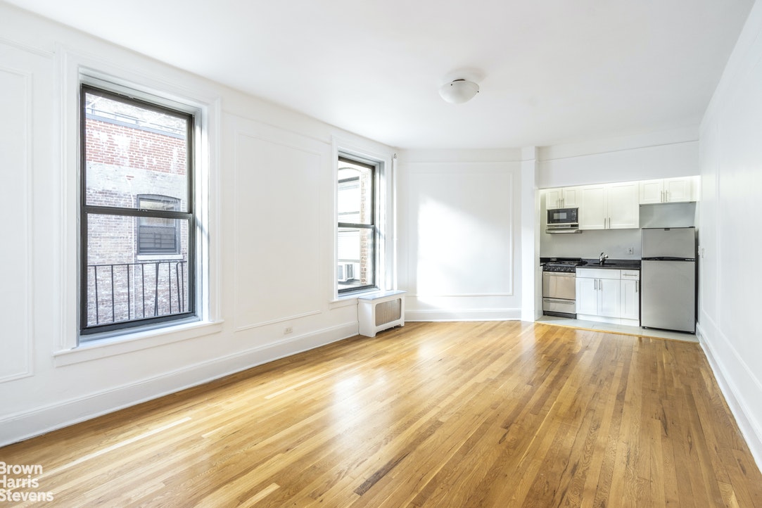 Photo 1 of 60 West 76th Street 7I, Upper West Side, NYC, $2,292, Web #: 20499573