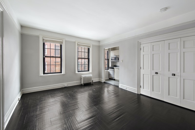Property for Sale at 270 West 11th Street, West Village, Downtown, NYC - Bathrooms: 1 
Rooms: 2  - $560,000