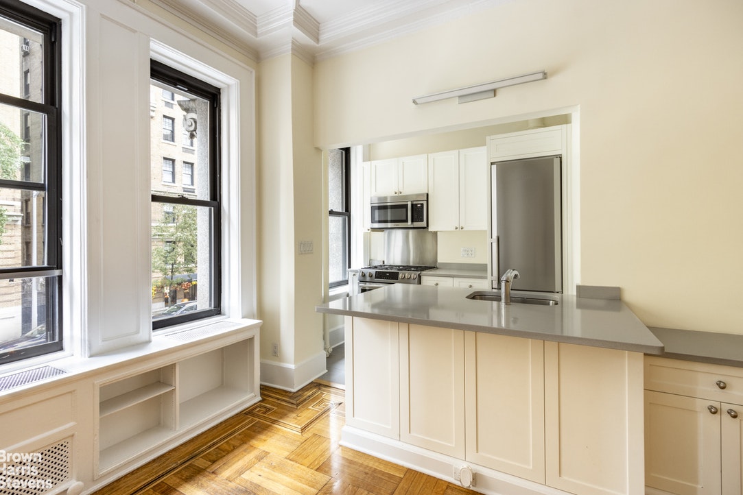 Photo 1 of 1100 Madison Avenue 2D, Upper East Side, NYC, $8,200, Web #: 20632983