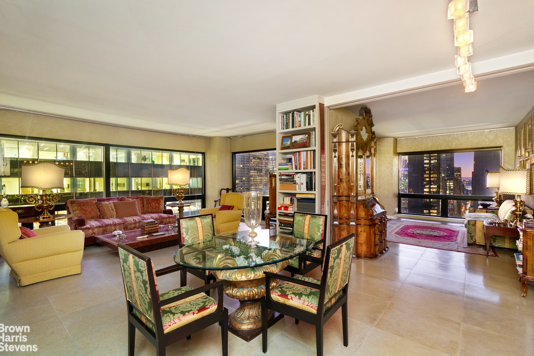 Photo 1 of 721 Fifth Avenue 32A, Midtown East, NYC, $2,000,000, Web #: 20639833