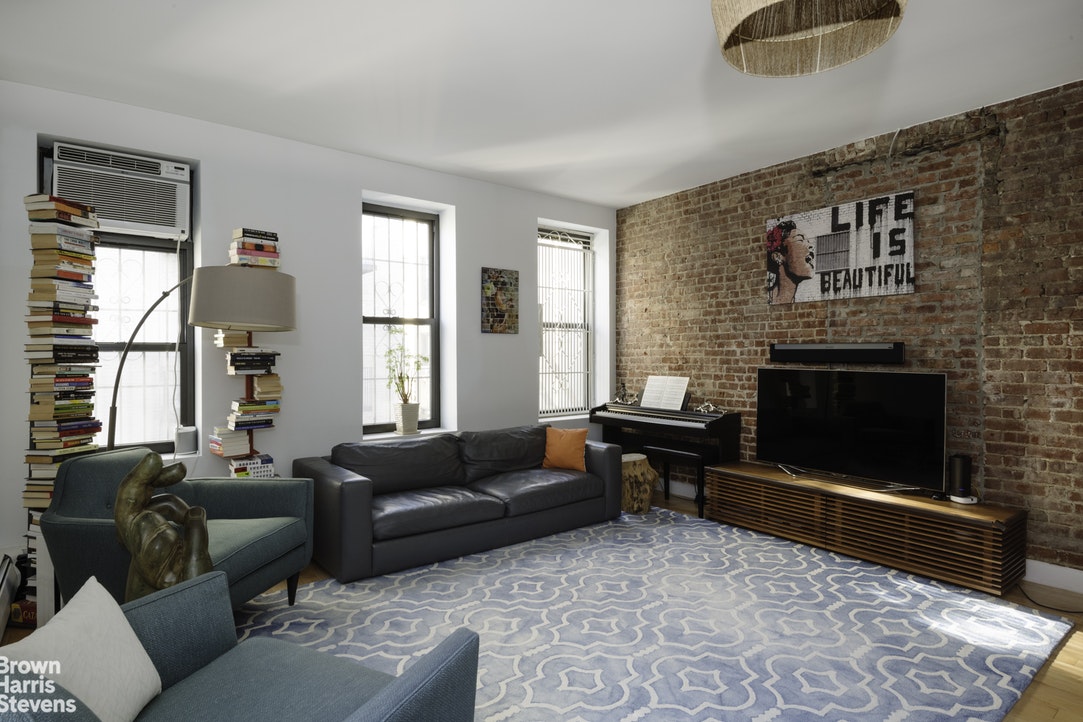 Photo 1 of 178 East 2nd Street 4A, East Village, NYC, $1,075,000, Web #: 20675650