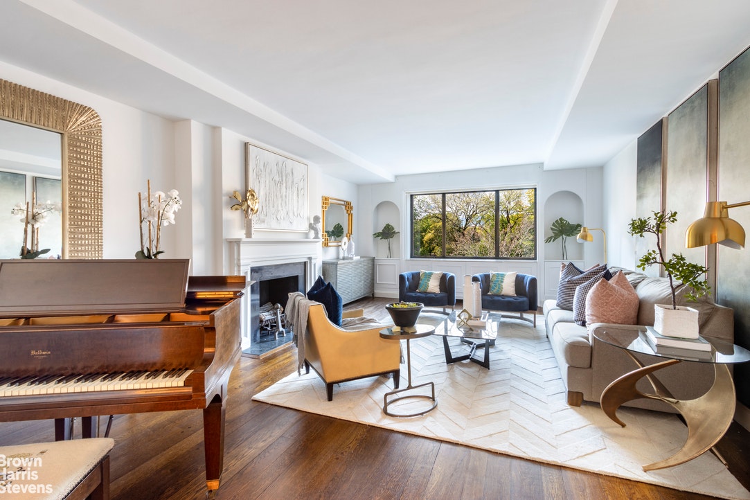 Photo 1 of 955 Fifth Avenue 3A, Upper East Side, NYC, $2,575,000, Web #: 20677144