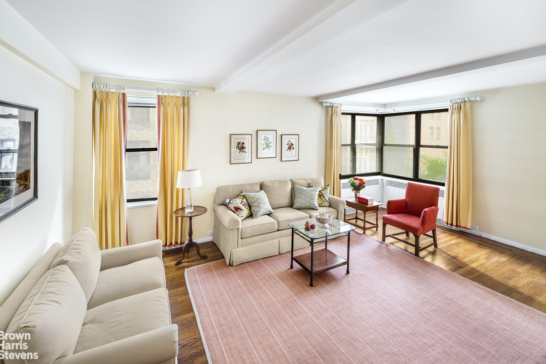 Photo 1 of 230 East 73rd Street 4G, Upper East Side, NYC, $750,000, Web #: 20682214