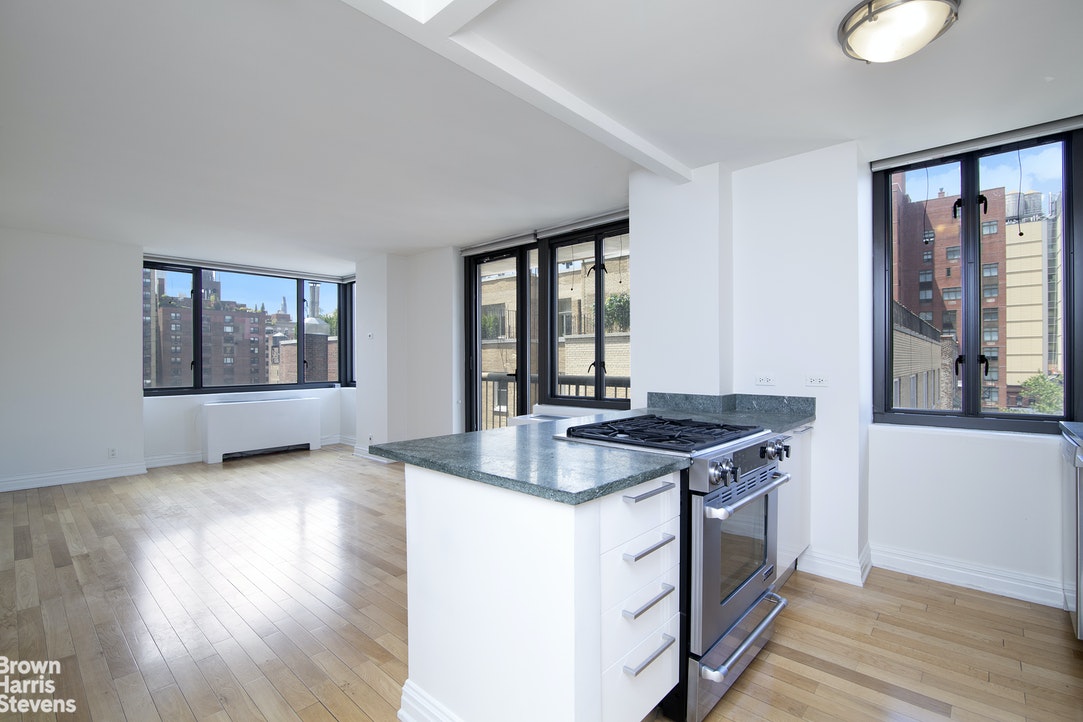 Photo 1 of 1438 Third Avenue 10A, Upper East Side, NYC, $1,099,000, Web #: 20748666