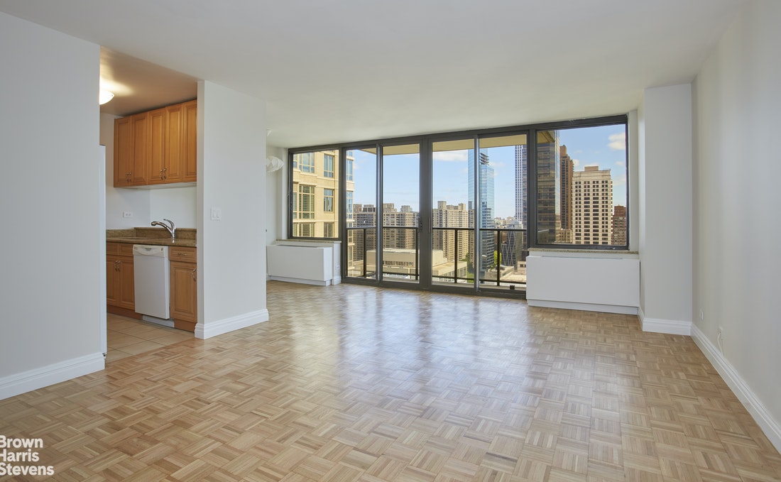 Photo 1 of 161 West 61st Street 23E, Upper West Side, NYC, $1,190,000, Web #: 20753722