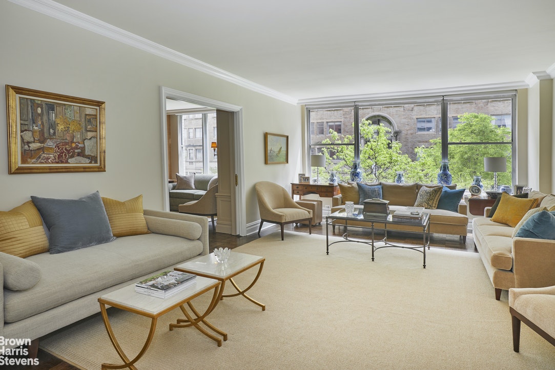 Photo 1 of 169 East 69th Street 5A, Upper East Side, NYC, $2,225,000, Web #: 20857030