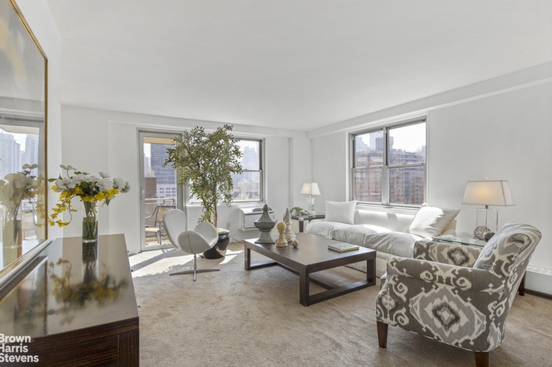 Photo 1 of 303 West 66th Street 20Fw, Upper West Side, NYC, $960,000, Web #: 20858702