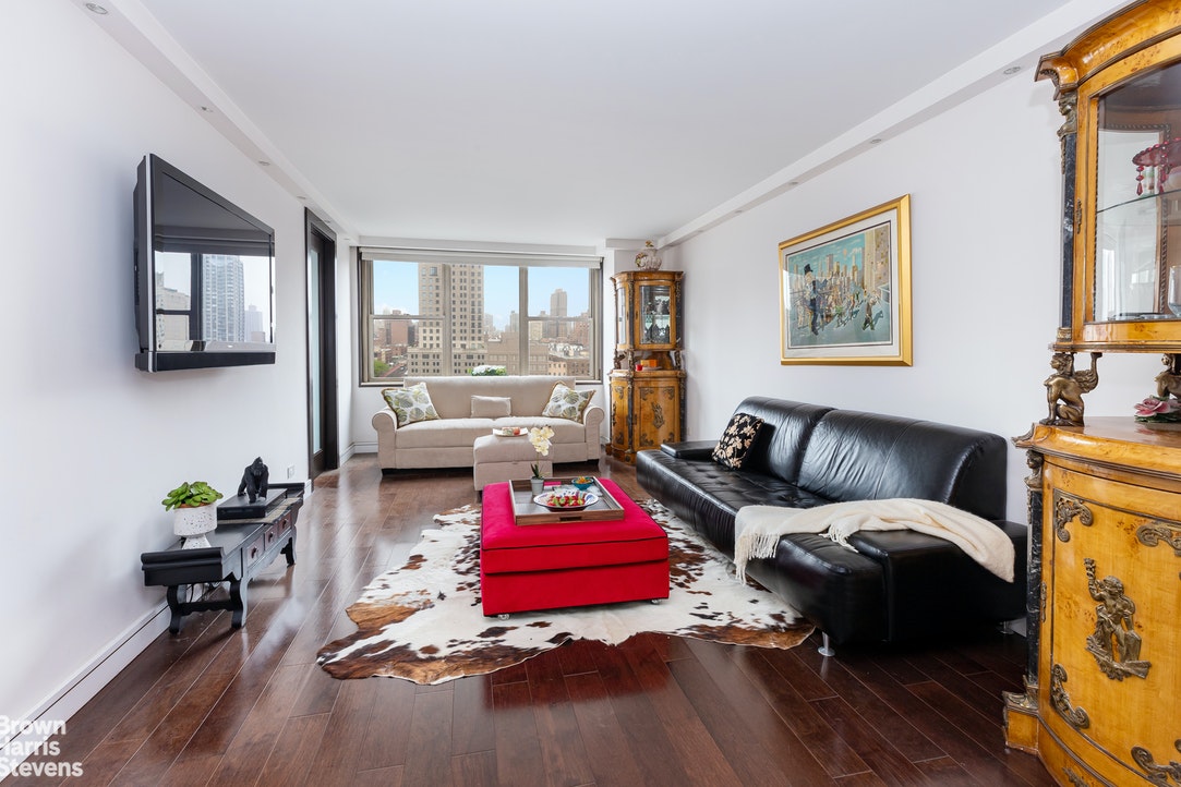 Photo 1 of 301 East 79th Street 12C, Upper East Side, NYC, $898,000, Web #: 20880236