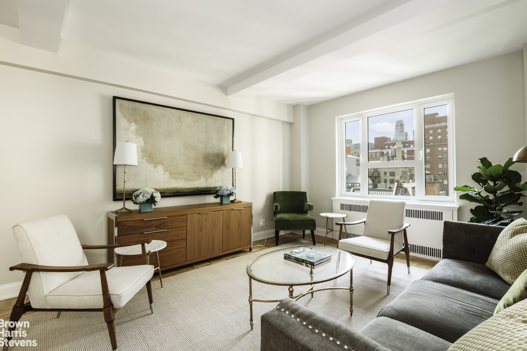 Photo 1 of 120 East 79th Street 9D, Upper East Side, NYC, $790,000, Web #: 20900583