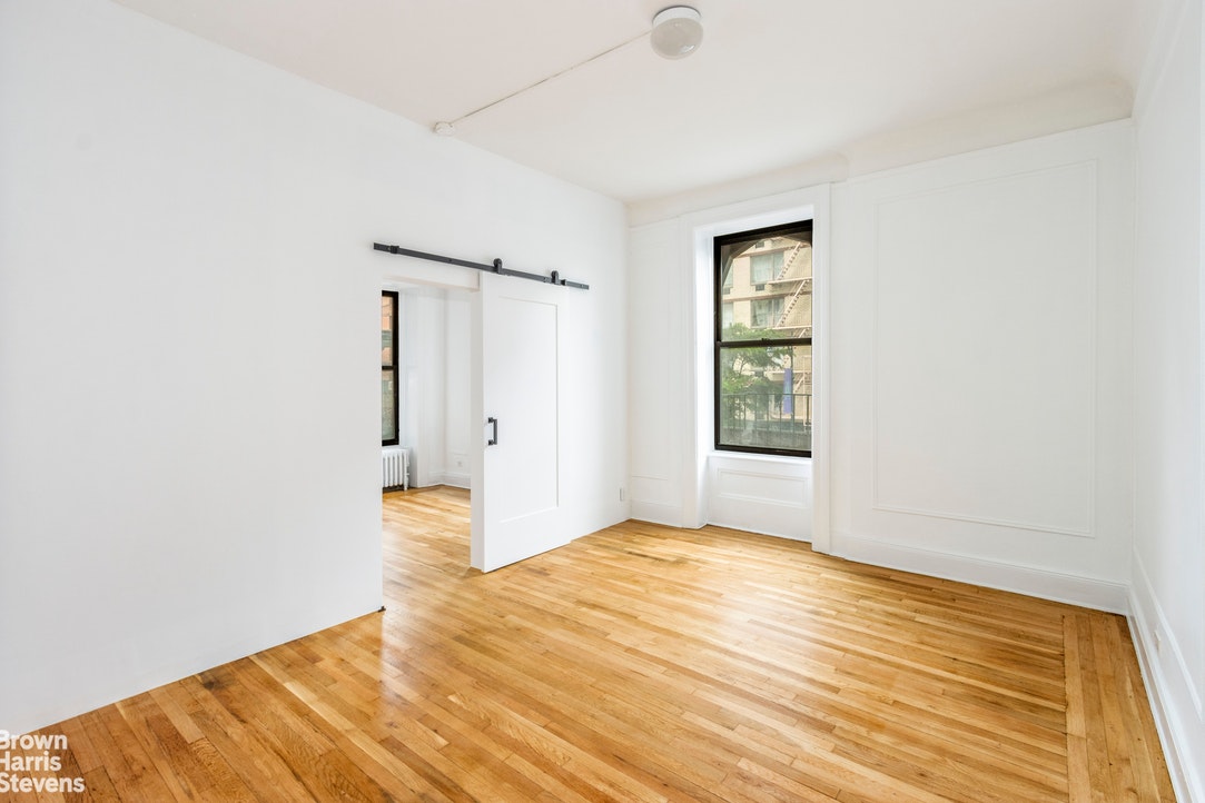 Photo 1 of 60 West 76th Street 2C, Upper West Side, NYC, $4,350, Web #: 20981558